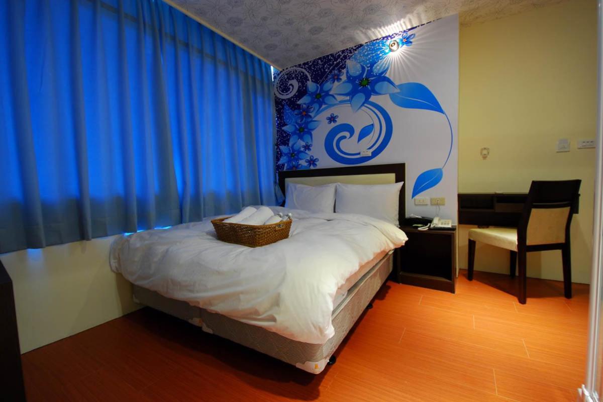 טאיפיי Happiness Inn מראה חיצוני תמונה